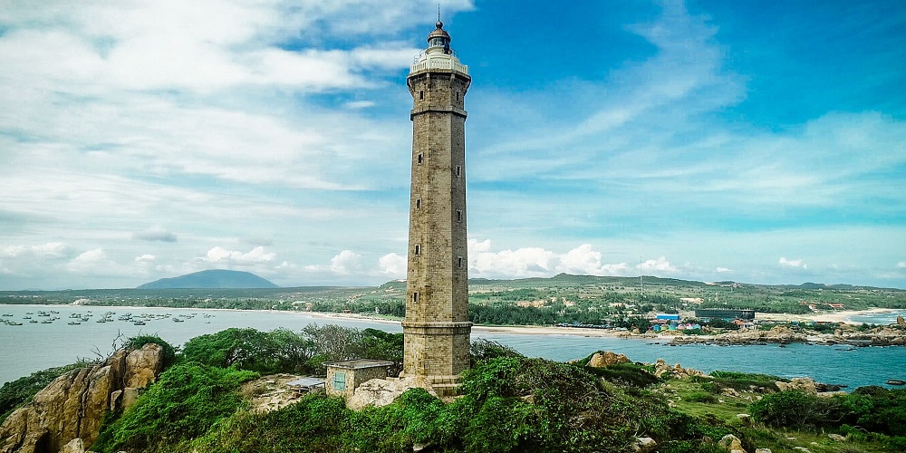 Khám phá Kê Gà - Ngọn hải đăng lâu đời nhất Việt Nam